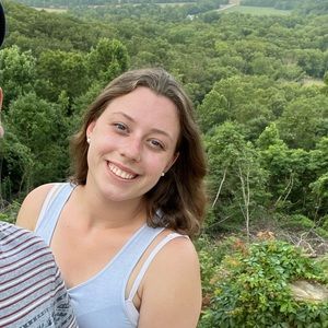 Meet your Posher, Stephanie